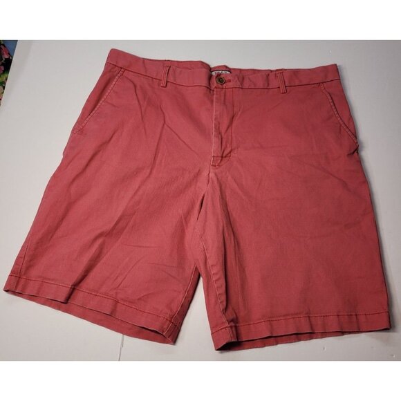 Men's Izod Salmon Flat Front Relaxed Comfort Fit Shorts Red Size 38 - Picture 1 of 5